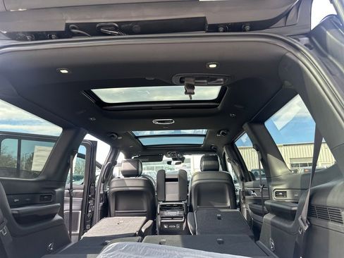 New 2026 Jeep Grand Wagoneer 4WD image 28