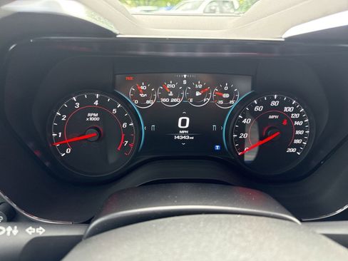 Used 2018 Chevrolet Camaro ZL1 RWD image 17