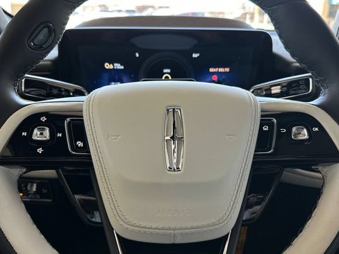 New 2026 Lincoln Aviator Black Label w/ Black Label Special Edition AWD/4WD image 24
