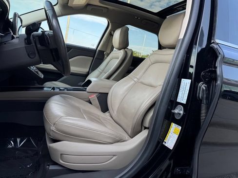 Used 2020 Lincoln Corsair Reserve w/ Elements Package AWD/4WD image 5