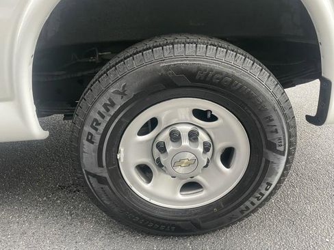 Used 2021 Chevrolet Express 2500 Extended w/ Driver Convenience Package image 22