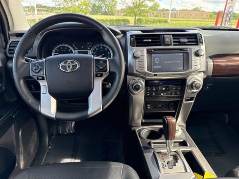 Used 2014 Toyota 4Runner Limited AWD/4WD image 10