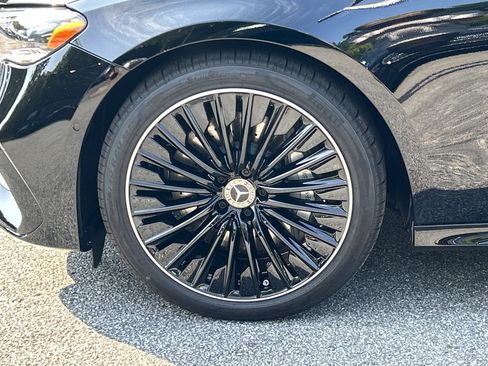New 2026 Mercedes-Benz E 450 4MATIC Sedan image 16