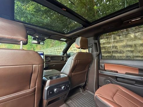 Used 2022 Ford Expedition King Ranch AWD/4WD image 39