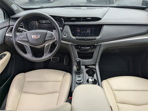 Used 2021 Cadillac XT5 Sportv image 17