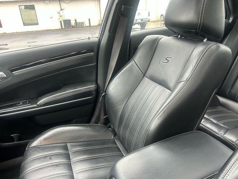 Used 2023 Chrysler 300 S image 20