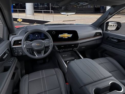 New 2026 Chevrolet Suburban High Country AWD/4WD image 15