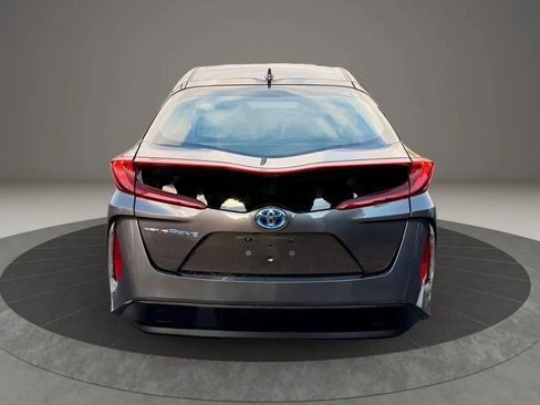 Used 2019 Toyota Prius Prime Plus image 5