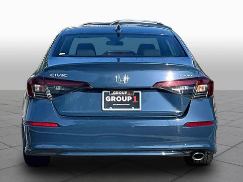 Used 2025 Honda Civic Sport image 5