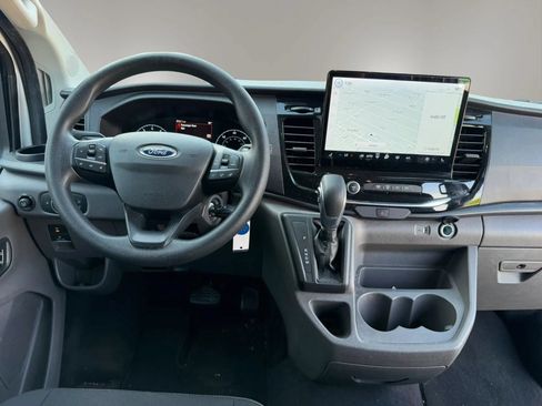 Used 2023 Ford Transit 350 XLT RWD image 18
