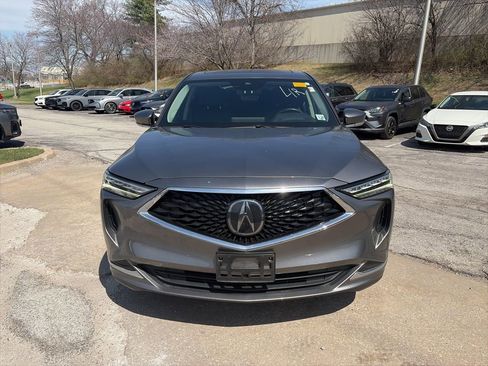Used 2023 Acura MDX SH-AWD image 2