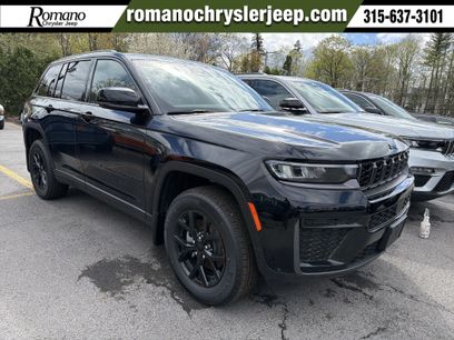 New 2026 Jeep Grand Cherokee Altitude