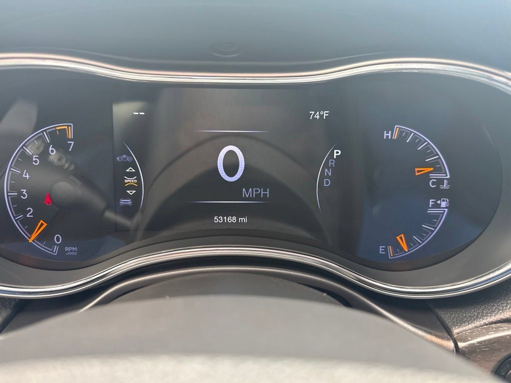 Used 2018 Jeep Grand Cherokee Limited AWD/4WD image 30