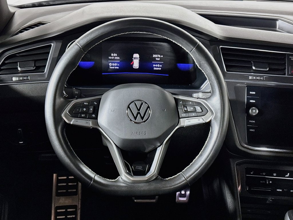 Certified 2023 Volkswagen Tiguan SE R-Line FWD image 14