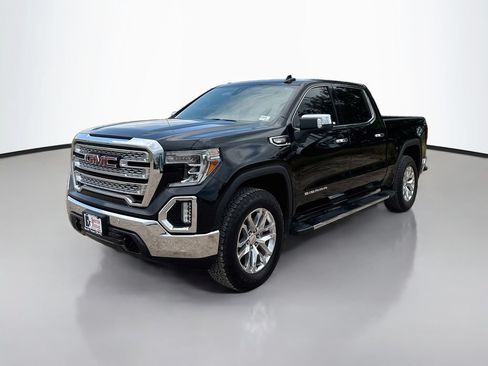 Used 2020 GMC Sierra 1500 SLT RWD image 3