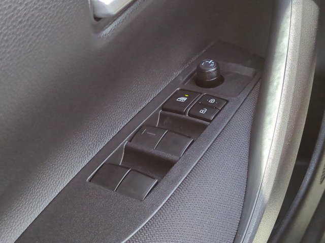Used 2026 Toyota Corolla SE FWD image 21