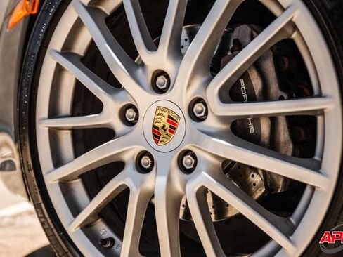 Used 2008 Porsche 911 Carrera RWD image 3