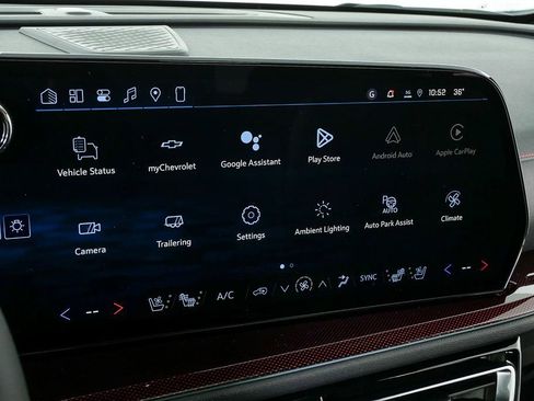 New 2026 Chevrolet Traverse RS w/ LPO, Floor Liner Package image 14