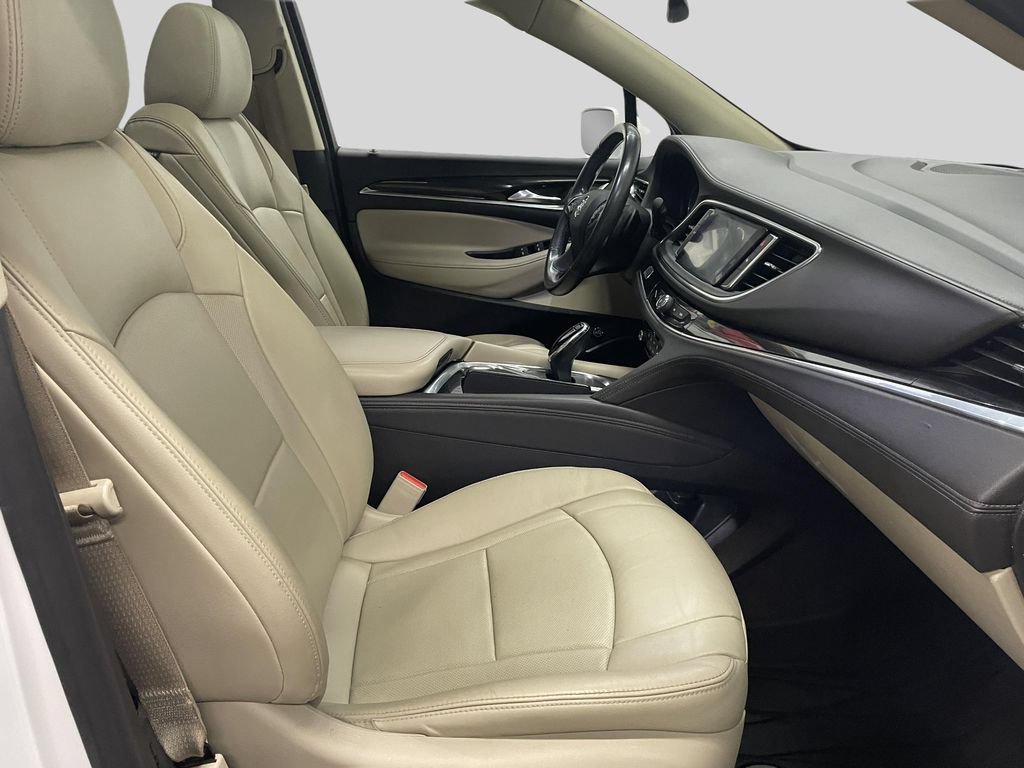 Used 2019 Buick Enclave Essence AWD/4WD image 16