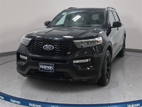 Used 2020 Ford Explorer ST w/ ST Street Pack image 3