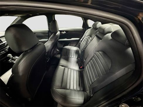 Used 2023 Kia Forte GT-Line w/ GT-Line Premium Package image 26