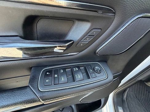 Used 2022 RAM 1500 Laramie AWD/4WD image 48