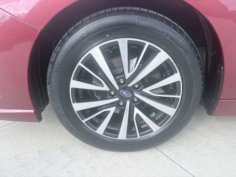 Used 2018 Subaru Legacy 2.5i Premium w/ Eyesight & BSD & Rcta & HBA AWD/4WD image 16