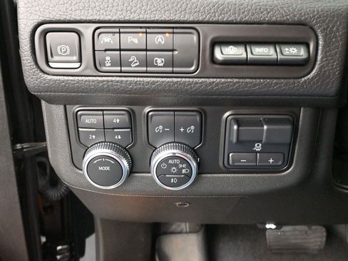 Used 2023 GMC Yukon Denali w/ Max Trailering Package image 23