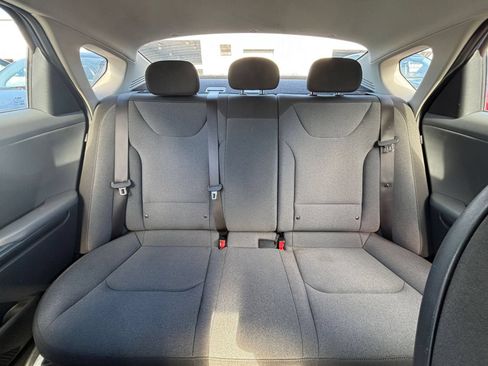 Used 2025 Kia K4 FWD image 37