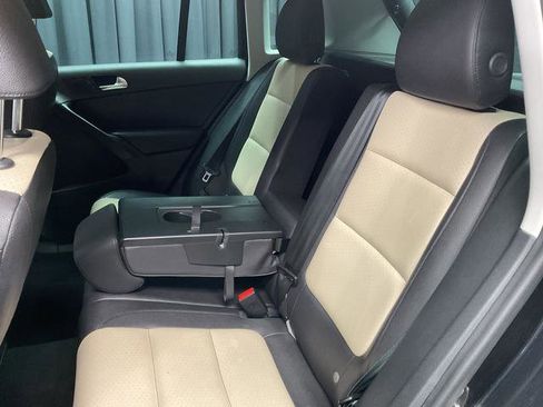 Used 2017 Volkswagen Tiguan Wolfsburg Edition image 8