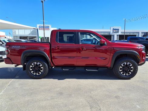 Used 2023 Nissan Frontier PRO-4X w/ Pro Convenience Package image 8