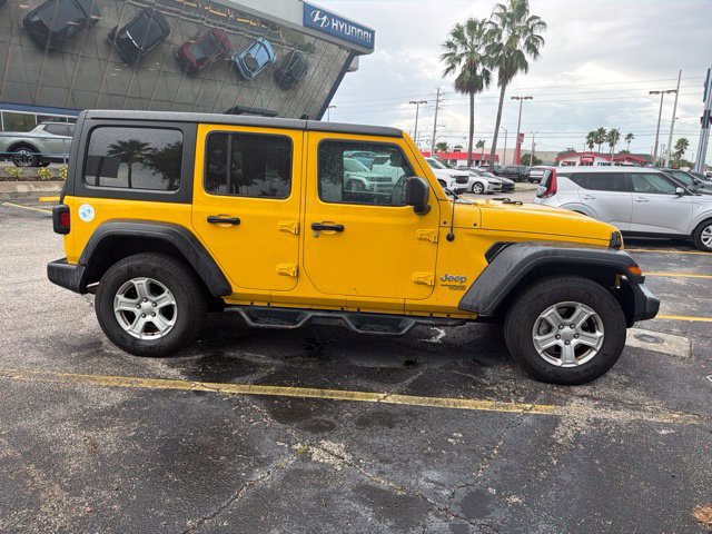 Used 2019 Jeep Wrangler Unlimited Sport S AWD/4WD image 3