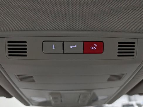 Used 2022 Volkswagen Jetta S image 26