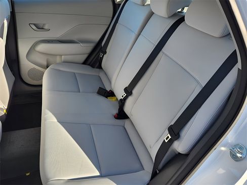 New 2026 Hyundai Kona SE image 11