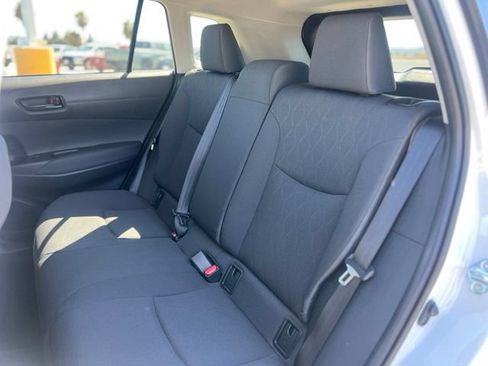 Used 2026 Toyota Corolla Cross LE FWD image 18