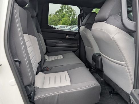 Used 2025 Toyota Tacoma TRD Sport w/ TRD Sport Upgrade Package image 12