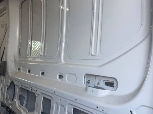 Used 2022 Ford Transit 250 Medium Roof RWD image 10