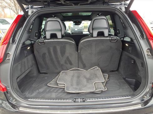 Used 2016 Volvo XC90 T6 R-Design w/ Protection Package Plus image 35