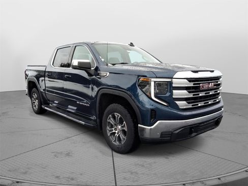 Used 2023 GMC Sierra 1500 SLE image 11