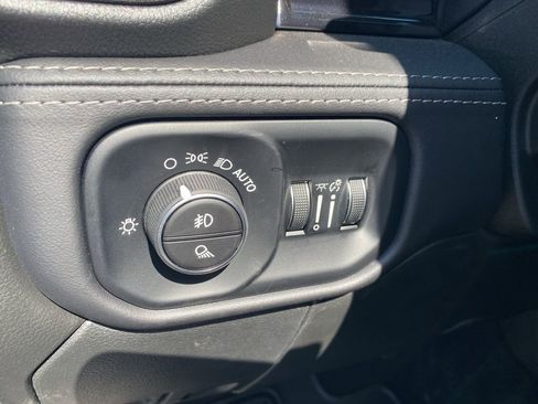 New 2025 RAM 3500 Limited image 16