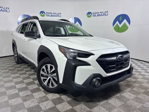 Used 2025 Subaru Outback Premium w/ Popular Package #1A image 1