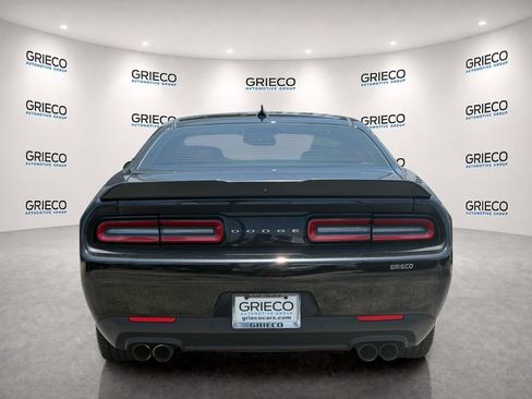 Used 2016 Dodge Challenger R/T Scat Pack RWD image 6