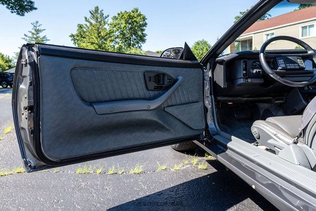 Used 1989 Pontiac Firebird Trans Am RWD image 92