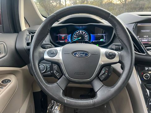 Used 2014 Ford C-MAX Energi SEL w/ Equipment Group 301A FWD image 27
