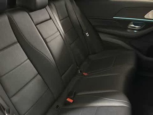 Used 2021 Mercedes-Benz GLE 350 4MATIC image 33
