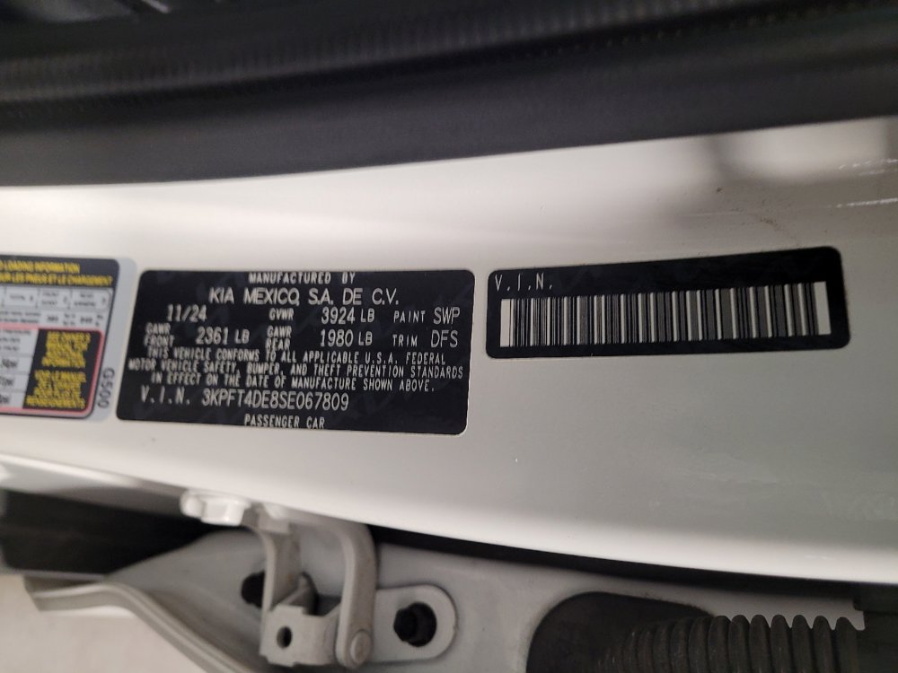 Used 2025 Kia K4 FWD image 33