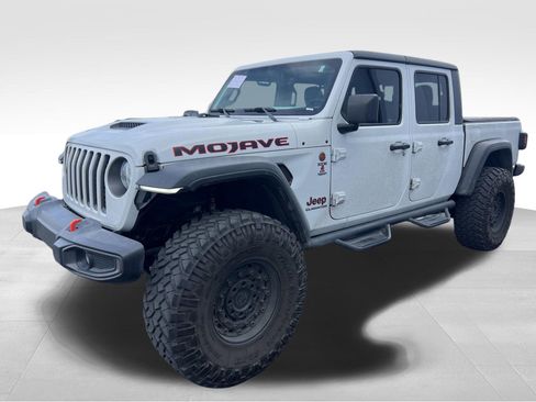 Used 2022 Jeep Gladiator Mojave w/ Trailer Tow Package AWD/4WD image 10