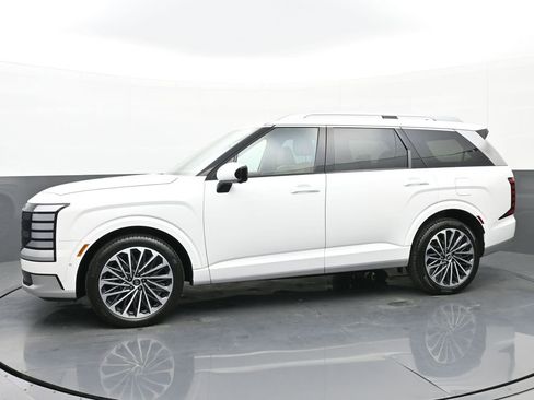 Used 2026 Hyundai Palisade Calligraphy image 7
