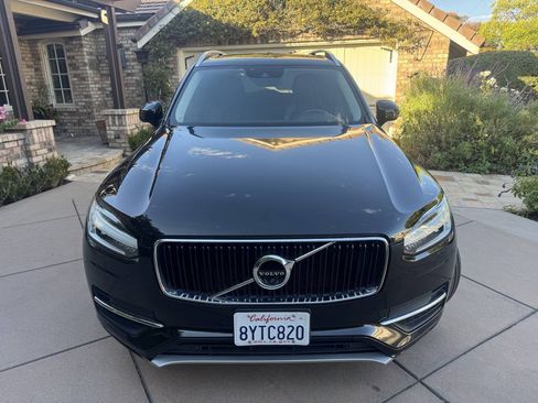 Used 2017 Volvo XC90 T6 Momentum w/ Vision Package AWD/4WD image 8