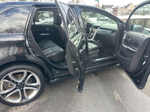Used 2013 Ford Edge Sport w/ Driver Entry Pkg image 33